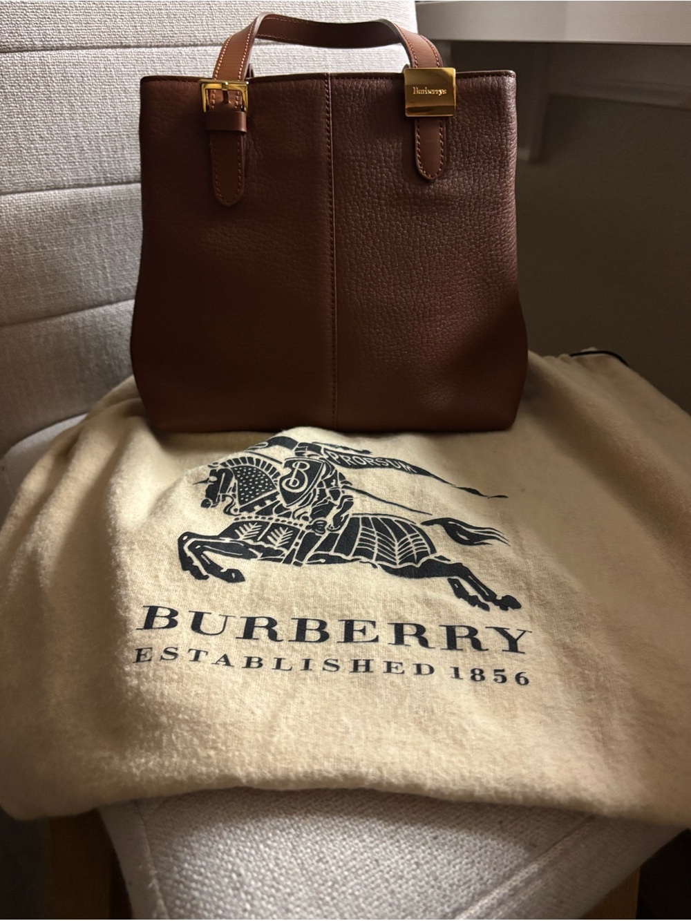 Compact vintage Burberrys Brown Leather Top-Handle bag with Gold Hardware